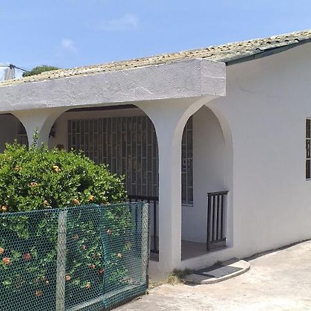 Posada Henry San Andres  Bagian luar foto